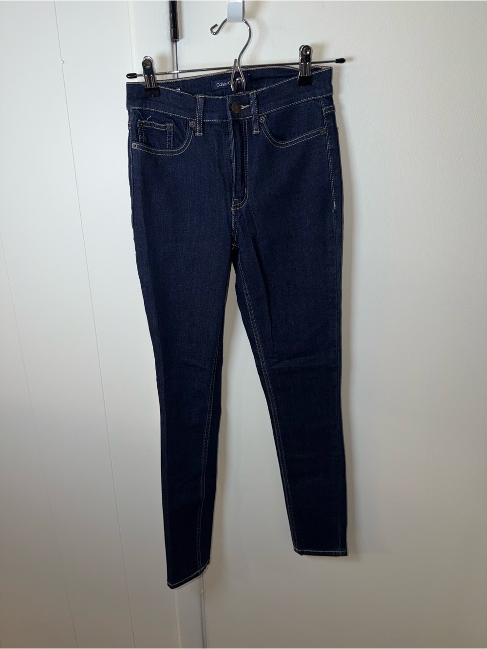 Calvin Klein Jeans | Women’s 25 | Dark Wash | EUC